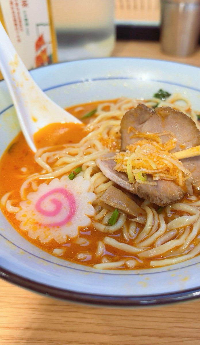 Sanisarp's tweet photo. Just tried the hidden gem ramen shop in downtown! Rich tonkotsu broth, springy noodles, and perfectly marinated ajitsuke tamago = 10/10. No wonder the line’s always out the door https://t.co/BTJMhXonls