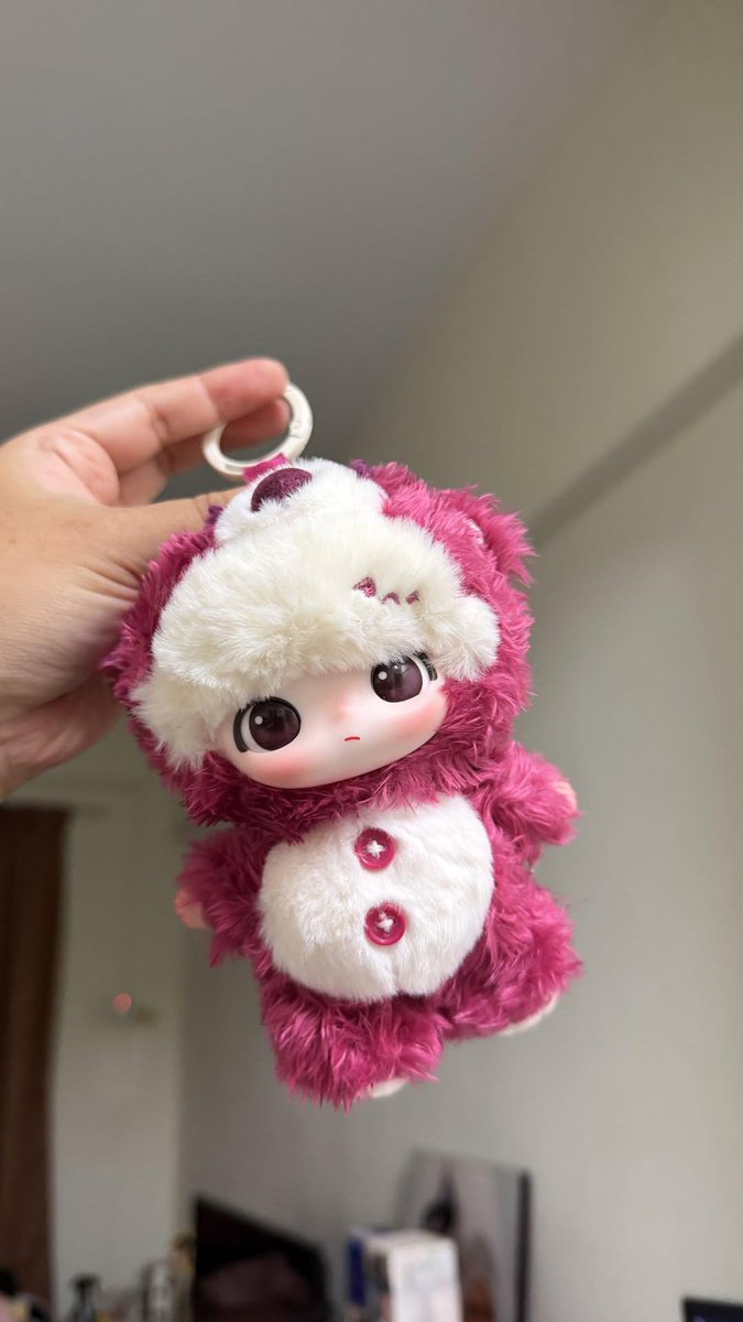 ratjunmuu's tweet photo. COMELNYAAAAAAA 😭😭😭 liat mukanya gemes banget, apalagi versi gantungnyaaa 🥹🫶🏻 https://t.co/XibYHQsrMI