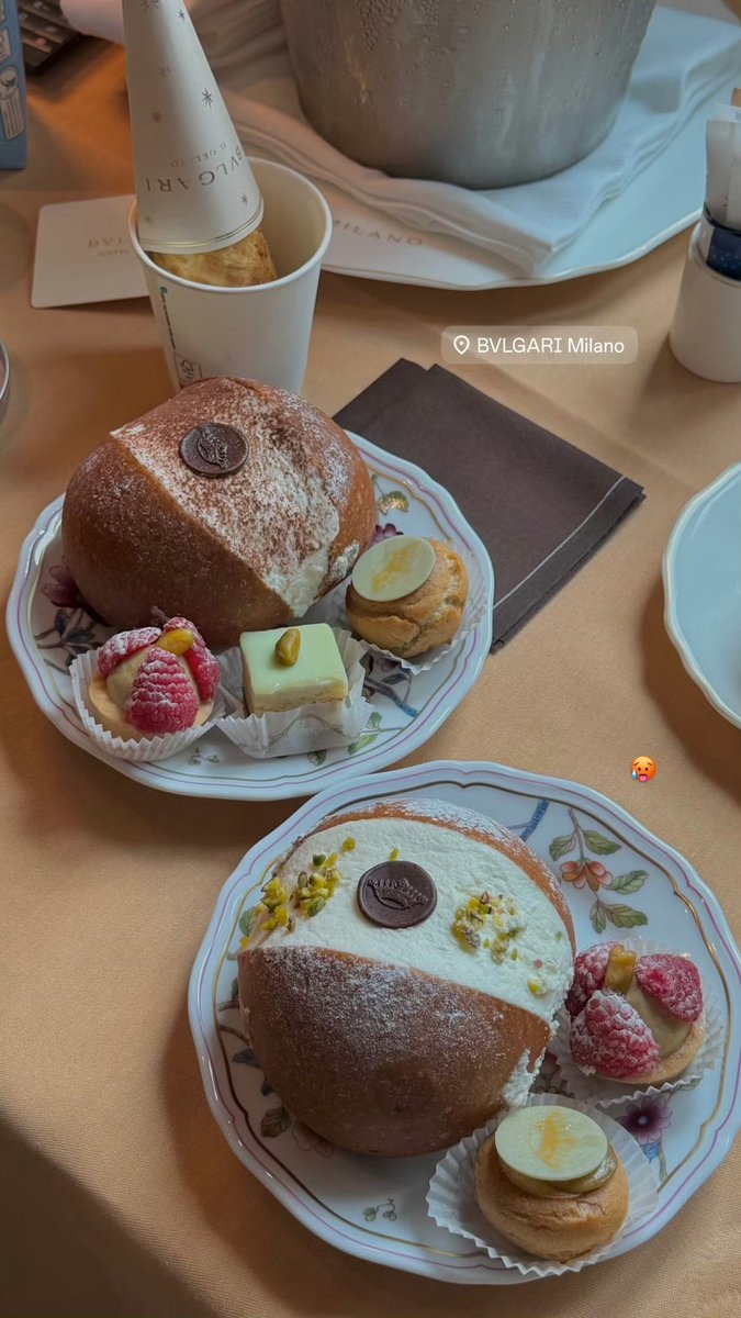 enwysn6's tweet photo. Wonyoung shared plenty of photos on her Instagram Stories, and it seems she’s really enjoying her time in Milan. https://t.co/wPjokYfZEu