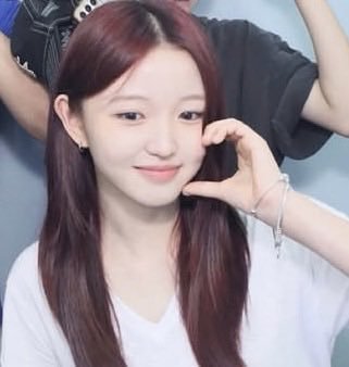 jouyin75's tweet photo. former YG trainees who fell 
1. Ryu Hajin (2009) 🇰🇷
2.kuma/yeon (2010)🇮🇩🇹🇭
3. Hong Yujeong (2011)
4. konatsu (2009) 🇯🇵
#Former #YGTrainee #YGNGG https://t.co/pjeKBrG0nl