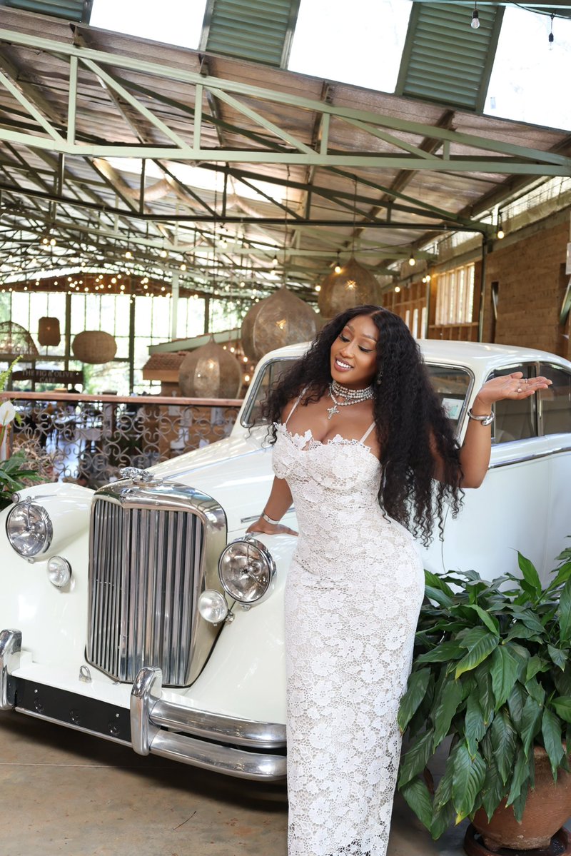 VICTORIA_KIMANI's tweet photo. Abundant 🤍💫💐 https://t.co/hfpw96j6y4