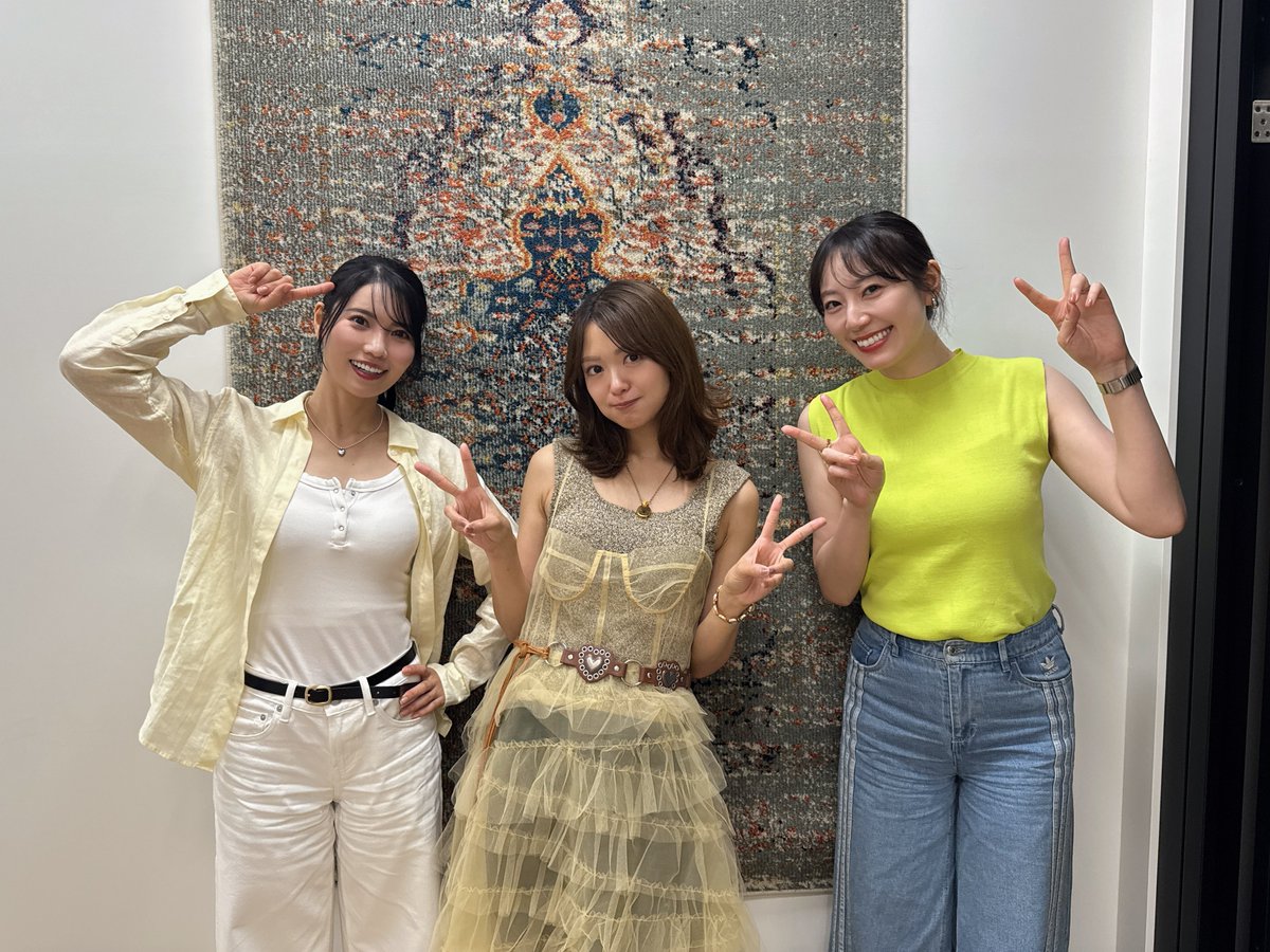 Artistspoken2's tweet photo. ／
🗣️「人生初脳汁」
＼

3人のルーツが丸わかり！？
松井さんが話しかった「若者言葉」とは？

Click》
https://t.co/ePEHuY0WNQ

S2••┈┈┈┈••✼••┈┈┈┈••S2
きたりえ・もっちぃ・さきこの
『キリ番踏んだらカキコして』
🗓️毎週金曜23時配信!!
52••┈┈┈┈••✼••┈┈┈┈••52

公式#は 「#ばんだら」です！
感想の投稿よろUくお願いUます！🤲
出演：北原里英 倉持明日香 松井咲子
@Rie_Kitahara3 @asuka_k911 @skc1210