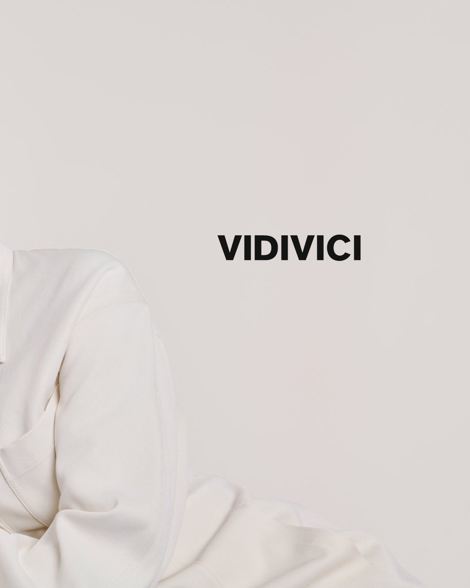 vidivici_kr's tweet photo. 필터 씌운 것 아니구요~
블러 필터 씌운 것 같은 #카즈하 의 피부 비결은,
블랙 블러 핏 파우더 파운데이션🪞
파운데이션의 커버력에

파우더의 매끈 블러효과를 더한
#NEW 블랙 퍼펙션 블러 핏 파우더 파운데이션
지금까지 이런 파우더 파운데이션은 없었다!

🔜

26.09.01 Pre-Launching
26.09.07 Naver Main Event Open