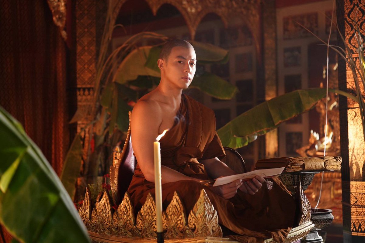 otpcnews's tweet photo. ถ่ายทำเขาพับผ้า สไบเกราะออกศึก พบอัศจรรย์ความทุ่มเท กลั่นจากทีมงานยอดฝีมือ บันดาลโลกใบใหม่ใน “อัศจรรย์วันทอง”

#อัศจรรย์วันทอง
#InTheNameOfLove 
#InkWaruntorn
#mark_prin
#GulfKanawut
#BlackDragonEntertainment

กว่าจะเนรมิตโลกใหม่ให้กับ “วันทอง” ในภาพยนตร์ “อัศจรรย์วันทอง” ของ “แบล็ค ดรากอน เอ็นเตอร์เทนเม้นท์”  ให้ปรากฏสู่สายตาของผู้ชมได้เห็น ผู้กำกับ มุก ปิยะกานต์ บุตรประเสริฐ พร้อมด้วยทีมงานยอดฝีมือ ได้ร่วมกันสร้างสรรค์อัศจรรย์งานสร้างในหลากหลายมิติเพื่อสร้าง อัศจรรย์วันทอง ให้กลายเป็นภาพยนตร์ที่ผู้ชมต้องจับตามองมากที่สุดของปี  

อ่านข่าวเพิ่มเติมได้ที่ https://t.co/2jykVs0fle