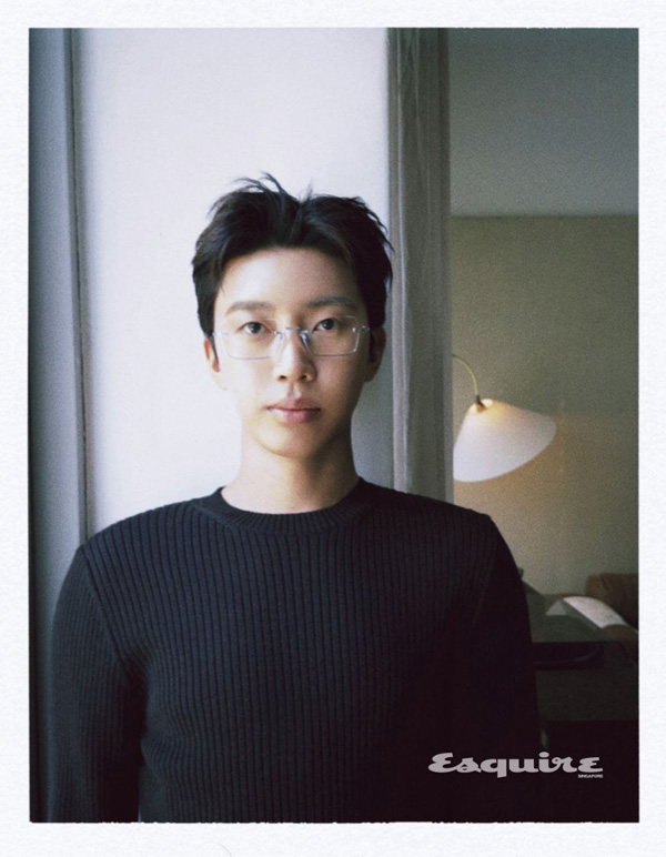 Hero__rang_'s tweet photo. 임영웅은 진짜 신기한 게

사진마다 사람이 달라 보여서
매번 처음 보는 얼굴처럼 감탄하게 됨😍
근데 또 자세히 보면
내가 제일 좋아하는 그 얼굴임😌

결론,
임영웅은 임영웅이라서 미쳤다🩵

#임영웅 #임영웅에스콰이어 #IMHEROESQUIRE #LimYoungWoong #LYW #IMHERO https://t.co/LkOwZ2krBL