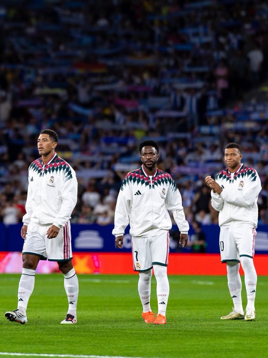 MadridXtra's tweet photo. 🚨 THIS SEASON, 

Kylian Mbappé - 2 games, 3 goals.
Jude Bellingham - 2 games, 1 goal, 2 assists.
Vinicius Jr - 2 games, 1 goal, 1 assist. 

COOKING. 🔥 https://t.co/HPigIdG8f6