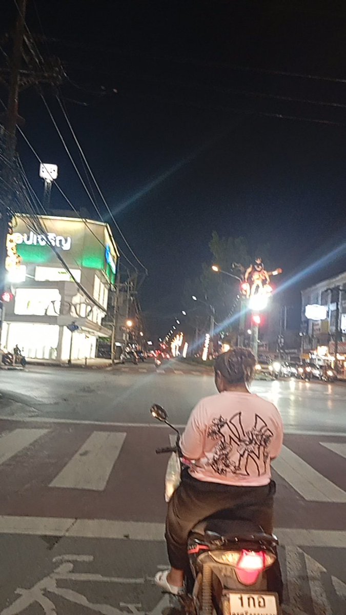 ShellieGoeh7's tweet photo. คิดเงินให้ได้เงินคิดทองให้ได้ทอง
#กระบี
#สดชื่น https://t.co/ERwTYGg2SB