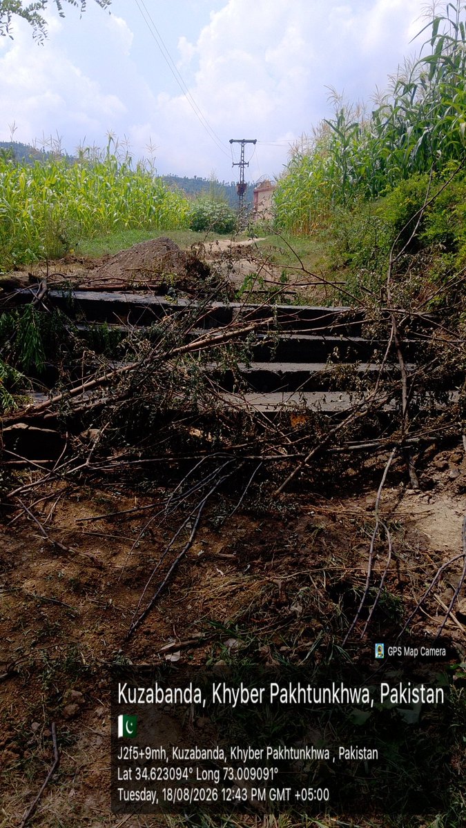 AkhundRehan2002's tweet photo. @CSKPOfficial MashAllah Sir, @CSKPOfficial you removed the illegal obstruction after our complaint, but the same people have built stairs again, completely blocking the public road. In  battagram sir Kindly take immediate legal action .sir proud of you https://t.co/HW5a3HXfx1
