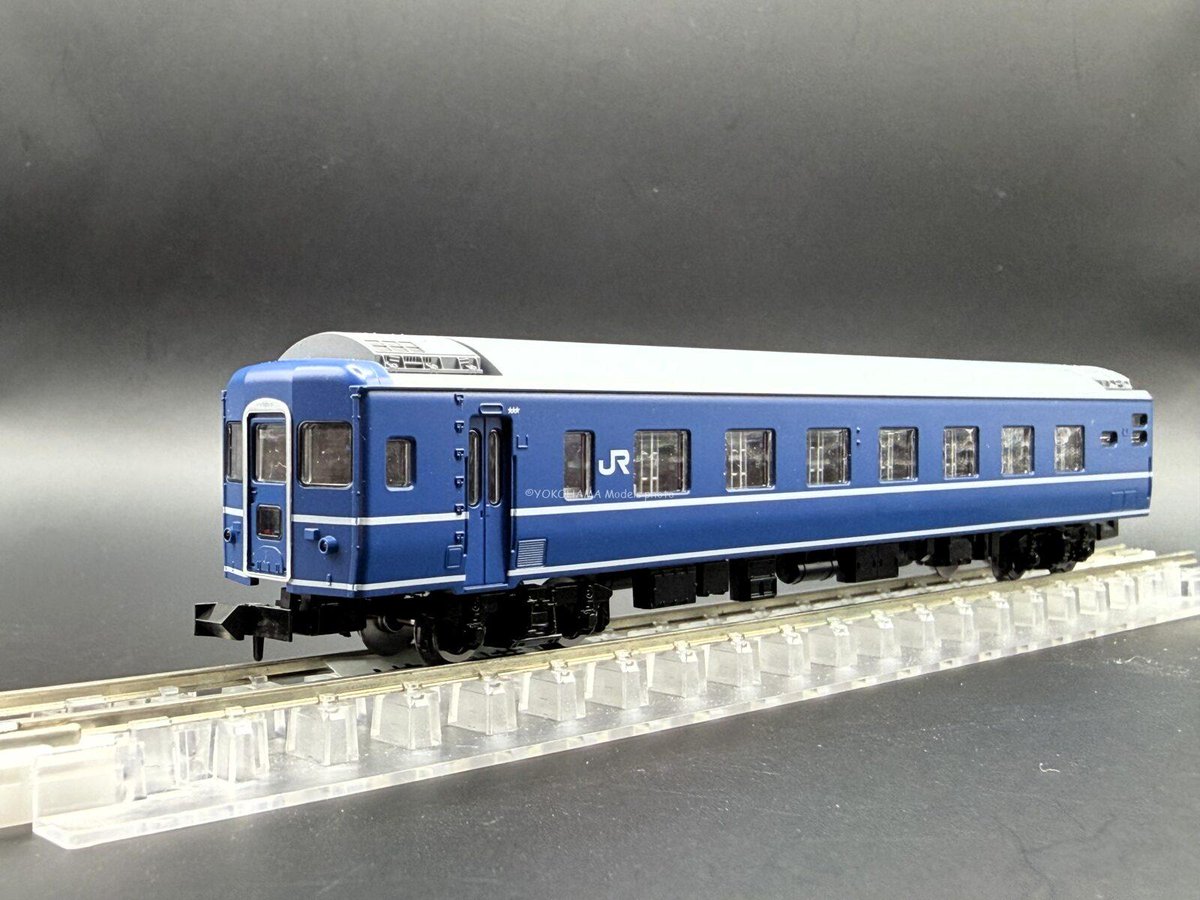 ngauge_jp's tweet photo. 速報！
【TOMIX】発売予定品情報
2027年3月再生産
・9542　オハネフ２４-0形（白帯・青森車両センター）増結用
・9543　オハネ２４-0形（白帯・青森車両センター）増結用
・9544　オハネフ２５-100形（金帯・青森車両センター）増結用
・9545　オハネ２５-100形（金帯・青森車両センター）増結

https://t.co/TDLHZOkiMg