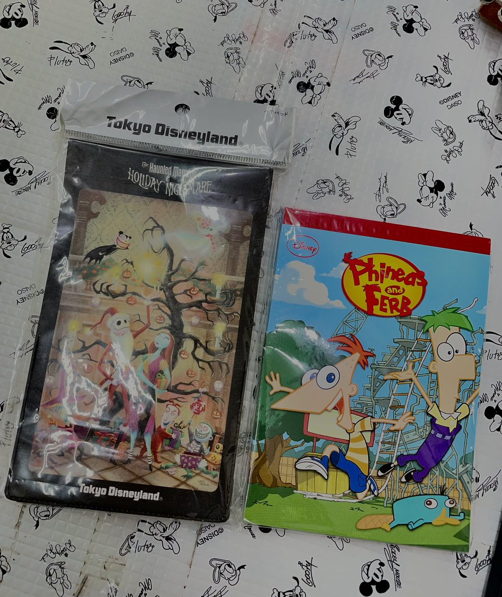d_joy2015's tweet photo. 東京D-joyディズニーグッズ販売会@新大久保 8月27日(木) 20時まで営業中です🌧️

📍開催場所
東京都新宿区百人町1-16-14 
ドン・キホーテさんの正面

ピックアップグッズ🌟
ステーショナリー📝

本日ゆっくりご覧いただけます。
ご来店お待ちしております🙌🏻

#ディズニーグッズ
#d_joy https://t.co/ig7LFjjtyK
