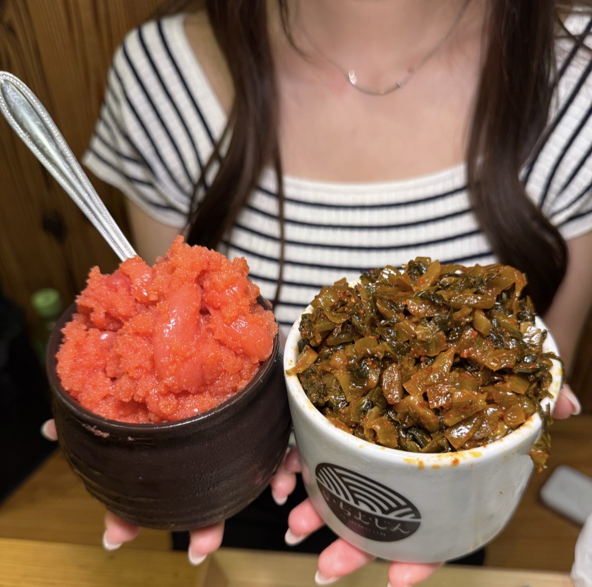 ramen_ichimujin's tweet photo. 8月28日、大丸福岡天神店でグランドオープンする「本館B2 食品フロア」へ✨

新しく生まれ変わった食品フロアをチェックしながら、天神でお買い物を楽しむのもおすすめ♪

おでかけのあとは——

お昼は熱々の豚骨ラーメンで〆🍜🔥

【榎田本店】
11:00〜24:00

【呉服町店】
福岡市博多区上呉服町11-211 ドリーム呉服町
11:00〜15:00 / 17:00〜21:00

【渡辺通店】
福岡市中央区渡辺通3-11-10
11:00〜24:00
#福岡イベント
#大丸福岡天神店
#博多ラーメン
#豚骨ラーメン
#いちむじん
