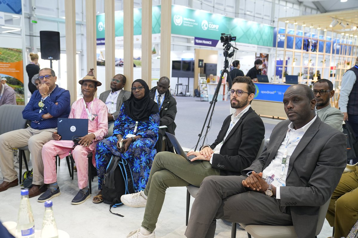 cemgovtr's tweet photo. @UNCCD #COP17’de Türkiye Pavilyonu’nda, @FAO  temsilcileri tarafından “Mobilite ve Yaylacılığa Dair Olumlu Bir Anlatı Oluşturmak: Pastoral Sistemler İçin Politika Yolları” başlıklı panel gerçekleştirildi.

Panelde; pastoral sistemlerin sürdürülebilirliği, mobilite ve yaylacılığın önemi ile bu alanlara yönelik politika yaklaşımları ele alındı.