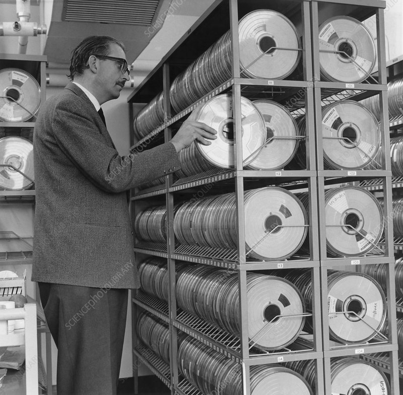 SmokyMountainsX's tweet photo. I did ... but mine was bigger .. LOL
This 12 inch reel to reel magnetic tape storage is how we stored our medical -
CAT Scan image data back in 1982.
Worked just fine. @Scotch @HP @IBM #Dupont 👉🏻@AgfaRadiology
#EMI 👉🏻@PhilipsHealth @SiemensHealth
#Radiology #CATScan #CTScan #CAT #CT #MedicalImaging