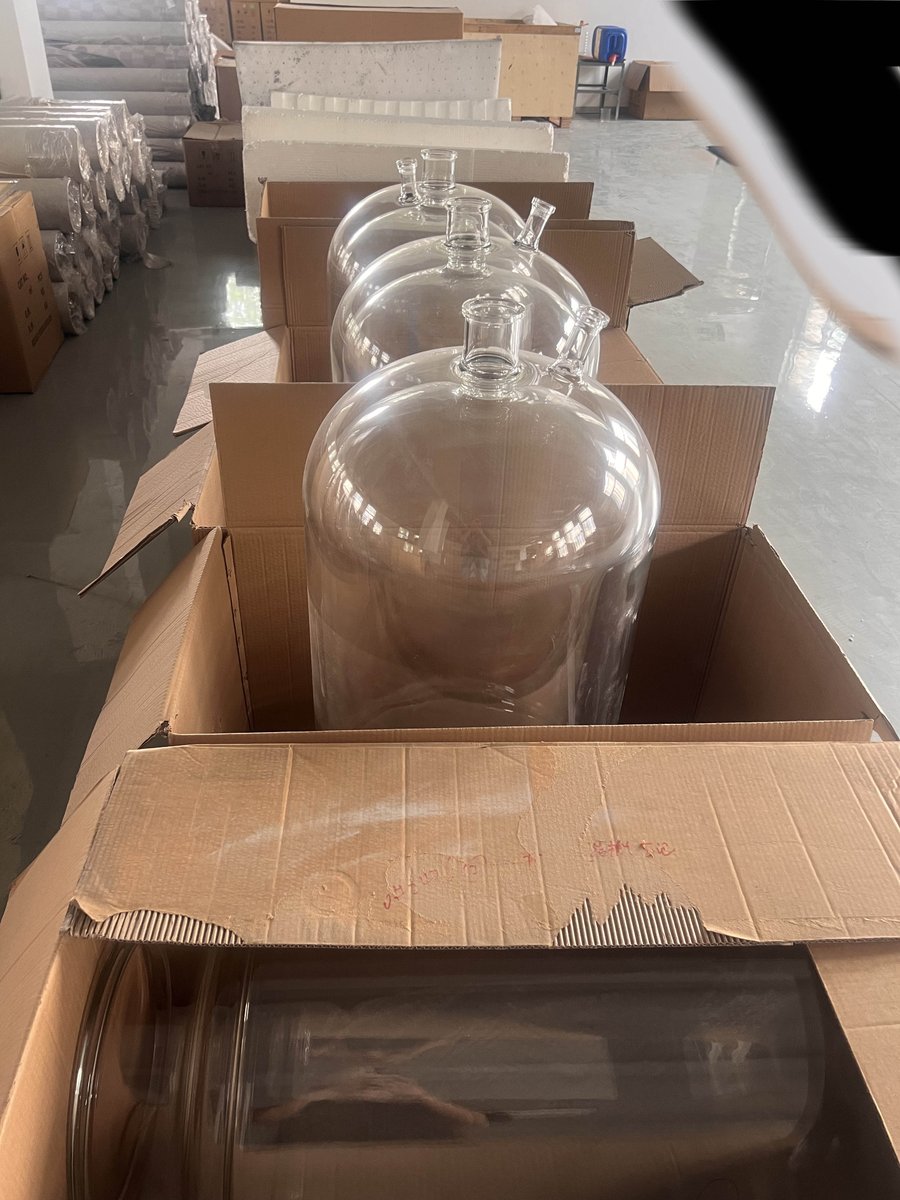 chanyosci's tweet photo. We have a limited quantity of 100L double-layer glass reactor vessels available at a heavily discounted promotional price. The vessels have minor cosmetic imperfections, such as slightly larger bubbles in the glass, but they are offered at a significantly reduced price. https://t.co/Vi9WrgVjC5