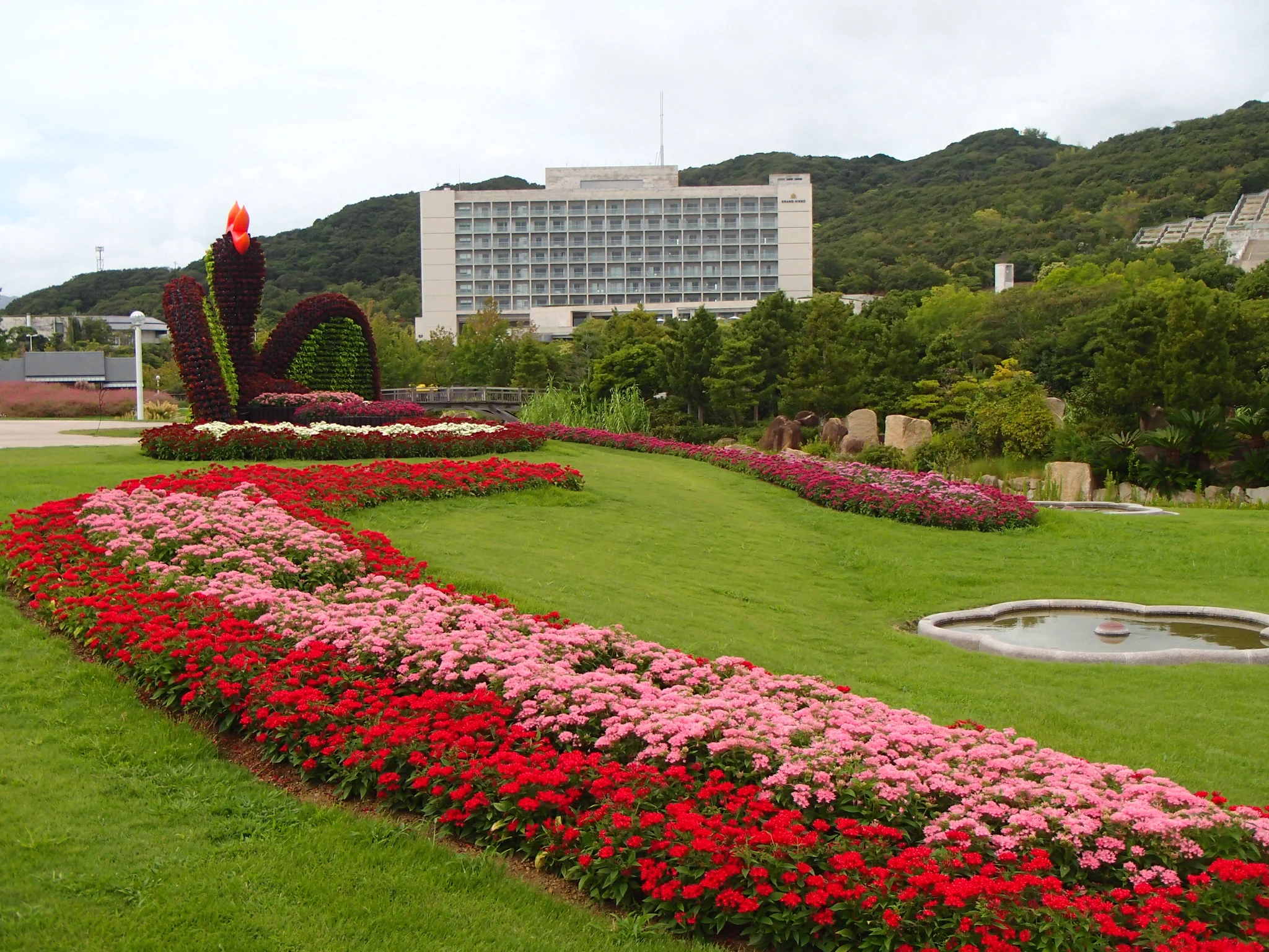 公式】淡路島国営明石海峡公園 on X: 