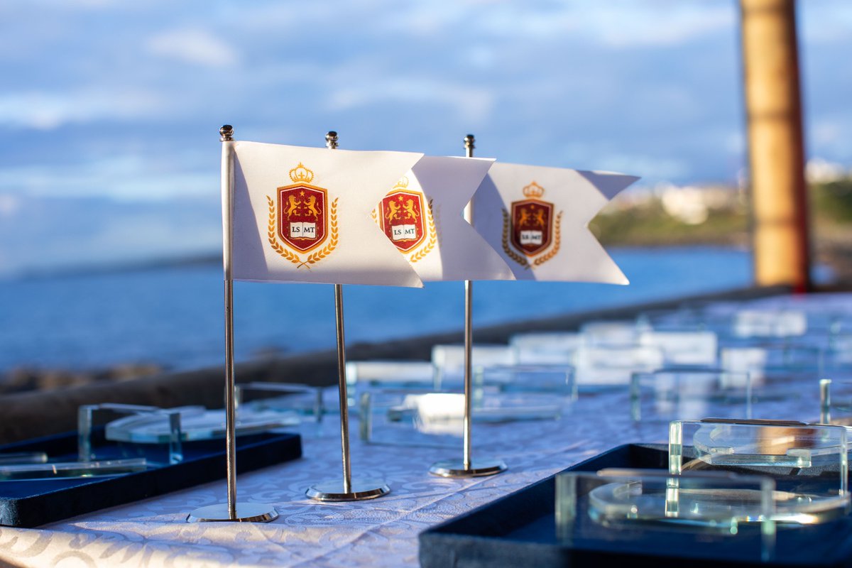 LSMTofficial's tweet photo. We finally met beyond the screen. 🎓🌊 

On 22 August, LSMT graduates from across the world came together in Mauritius to celebrate, connect and create memories that will last beyond graduation. 🤍

#lsmt #lsmtconvocation #mauritius https://t.co/1qZqDcDaEU