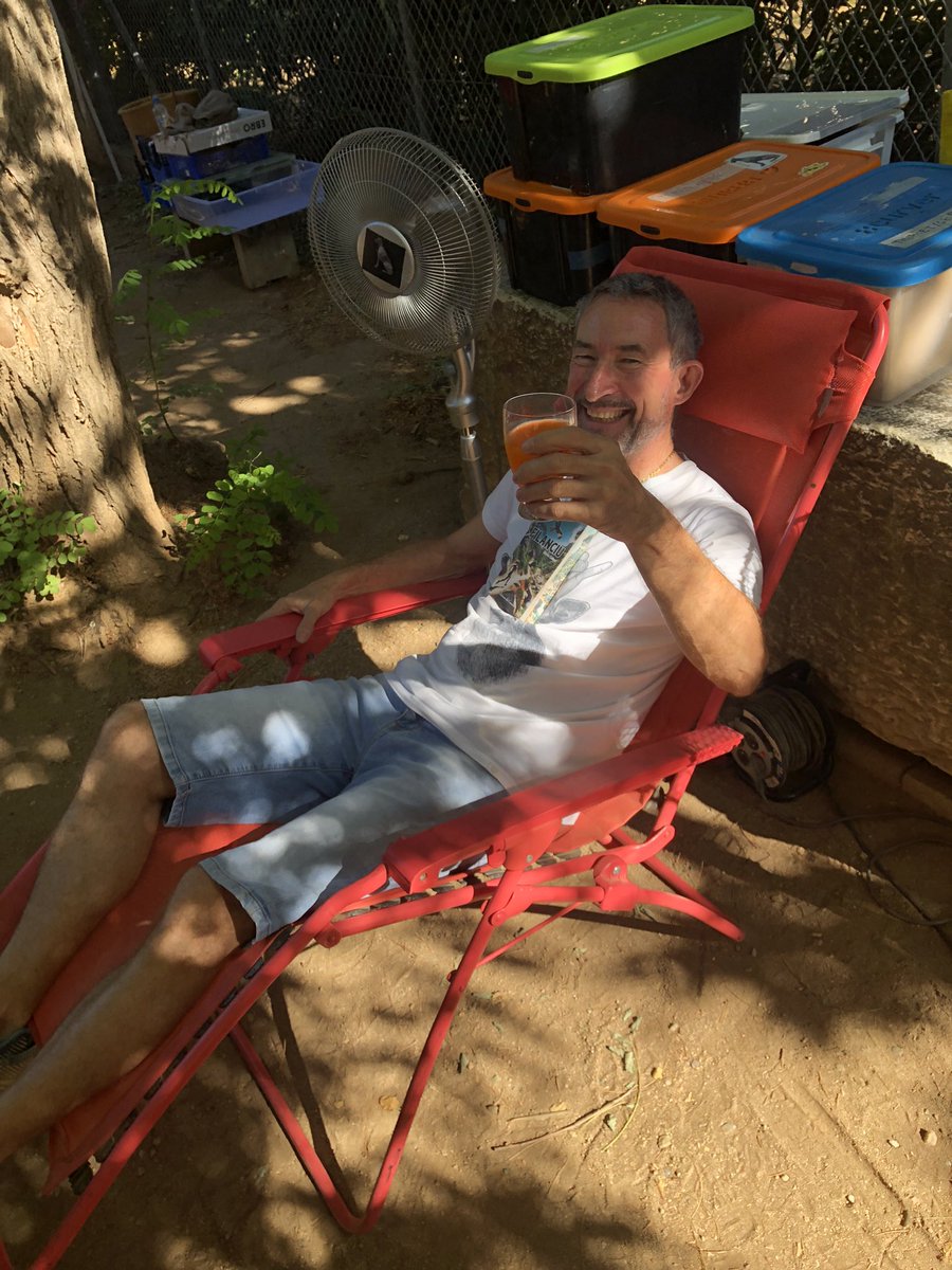 PolarCollard's tweet photo. À ritruvacci l’amichi. Nant’à u mercà artisgianale di Brandu, Erbalonga. Ogni luni è ghjovi. https://t.co/BRHtnwaxbo