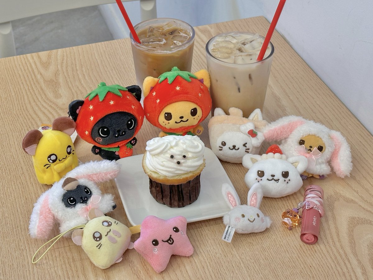 i_wishwish's tweet photo. 딸기 쿠리 왔어요 똔똔🍓🍓 https://t.co/j0qBrY7Uai