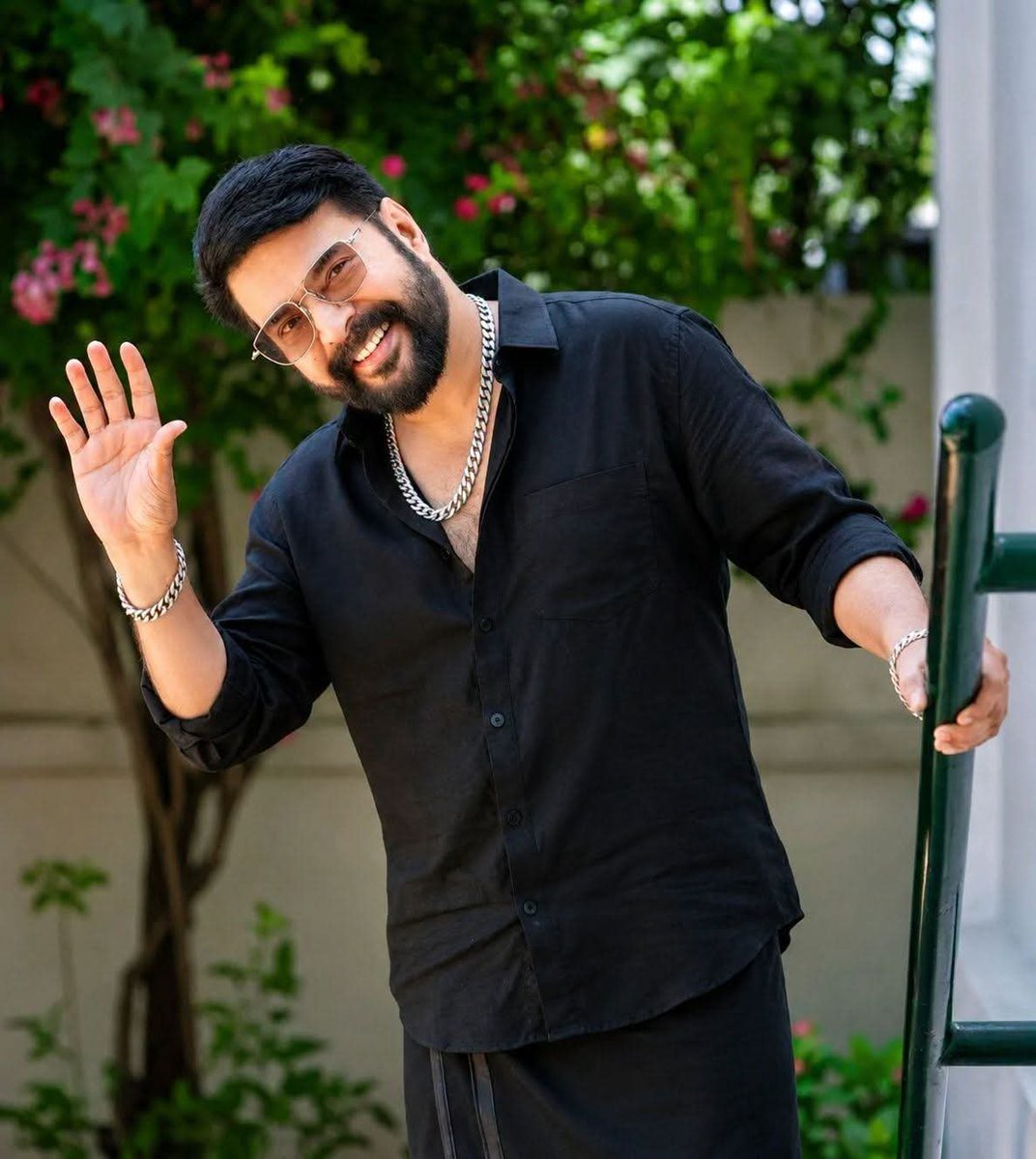 HardworkWinner's tweet photo. Sept 7 🤝🔥

#Mammootty x #Nithishsahadev https://t.co/dOxwqo77XR