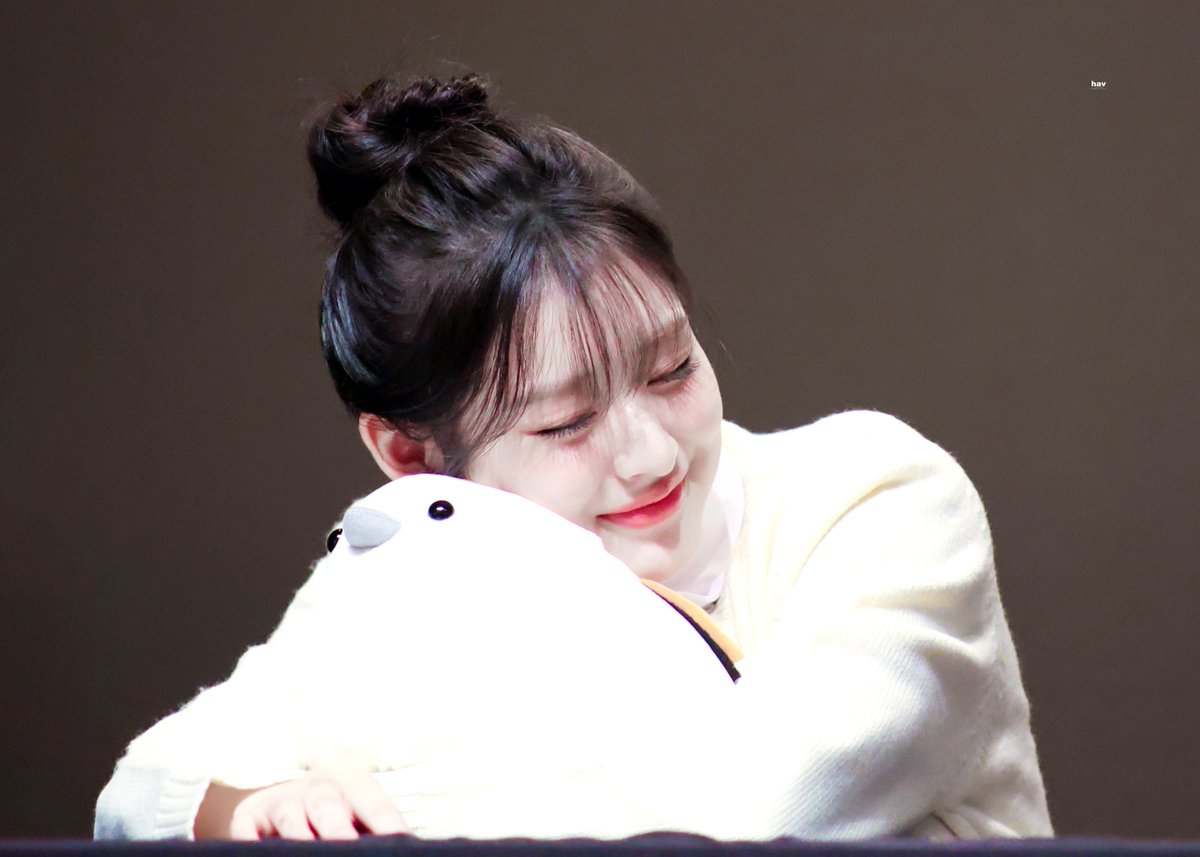 _070315's tweet photo. 241012

#FIFTYFIFTY #피프티피프티 #ATHENA #아테나 #내새꾸💗 https://t.co/V2OHCnhfX5