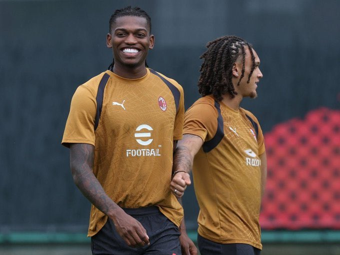 buzzspor's tweet photo. Uğur Karakullukçu: "Ben Rafael Leao transferini riskli buluyorum." https://t.co/zKUrjb5RZI