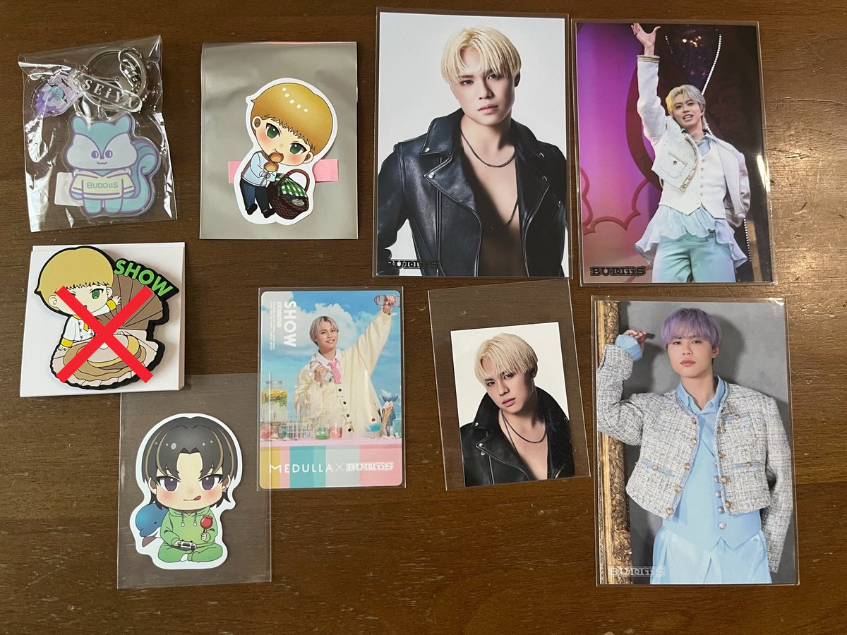 mina_fmy's tweet photo. BUDDiiSグッズお譲り
〚譲〛FUMINORI MORRE KEVIN SEIYA YUMA SHOW TAKUYA HARUKI SHOOT
〚求〛買取

基本定価以下で大丈夫です！
ものによっては無償で差し上げます。
プロフ手渡しor郵送

お心当たりのある方お気軽にお声掛けください✨
 #EBiDAN交換  #BUDDiiS交換  #BUDDiiS買取 https://t.co/m4oyq7gECq