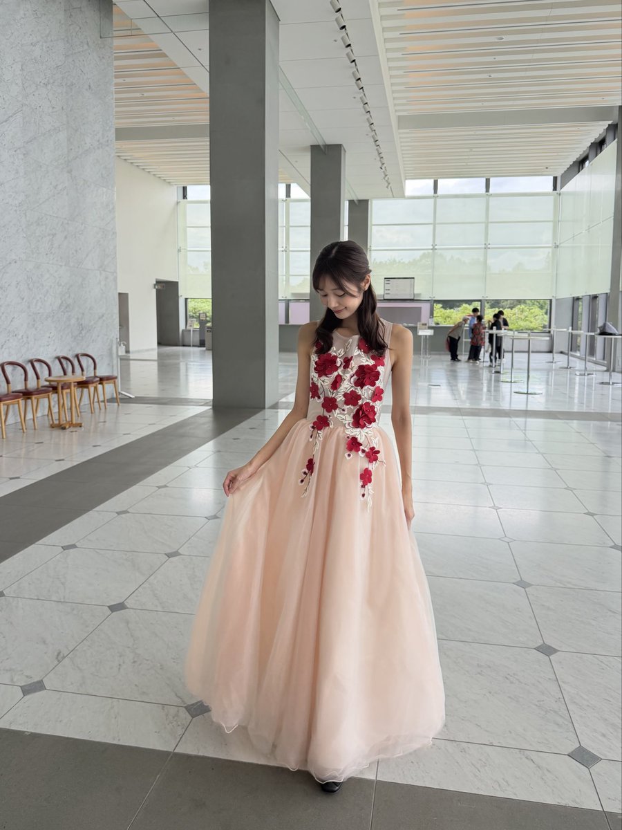 misscd2017_SM's tweet photo. 2歳から通ってるピアノ教室の発表会に
29歳で出てるの不思議な感じ笑 https://t.co/XQxQOWZA7x