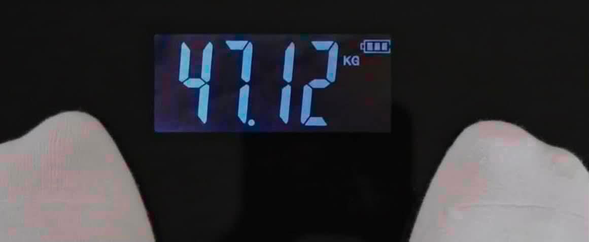 Afrnamaisrh's tweet photo. From 77kg - 47kg!!! Bestnya bila peha tak bergesel, badan ringan, kaki tak sakit and tak cepat berpeluh dah 🥹 meh i share apa yang i buat.... https://t.co/08KVEgFFLc