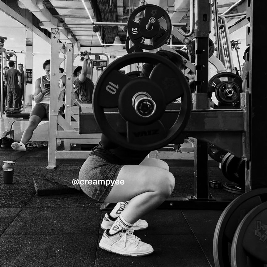 creampyee's tweet photo. abis gym sore.. https://t.co/xb0RbgeEqE