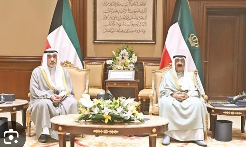 mohtolb's tweet photo. تهنئة خاصة : 
بمناسبة تفضل حضرة صاحب السمو أمير الكويت الشيخ مشعل الأحمد الجابر الصباح حفظه الله بإصدار قانون تنظيم القضاء الجديد رقم ٨٠ لسنة ٢٠٢٦ ونشره في الجريدة الرسمية ؛  فانني إذ أتقدم بالتهنئة لمعالي النائب الأول لرئيس مجلس الوزراء وزير الداخلية الشيخ فهد اليوسف الصباح ولمعالي وزير العدل المستشار ناصر السميط ولمعالي المستشار الجليل الخلوق / عبد اللطيف الثنيان ( رئيس المحكمة الكلية وعضو المجلس الأعلى للقضاء ومدير نيابة التمييز السابق والمستشار الأول بمحكمة التمييز ) وإلى قاضيات وقضاة الكويت الشرفاء بأحر التهاني والتبريكات ؛ أتمنى أن يكون نفاذ هذا القانون بمثابة انطلاقةجديدة نحو تنفيذ فوري لسياسة الحزم والعزم والبدء باجراءات المسائلة والمحاسبة الجزائية والتأديبيةعن الجرائم التي ارتكبها البعض في حق القضاء ورجاله الشرفاء تمهيدا لإعادة الأمور إلى نصابها السليم  .
=================
حفظ الله الكويت وقضاءه وأهله وقيادته من كل مكروه وسوء