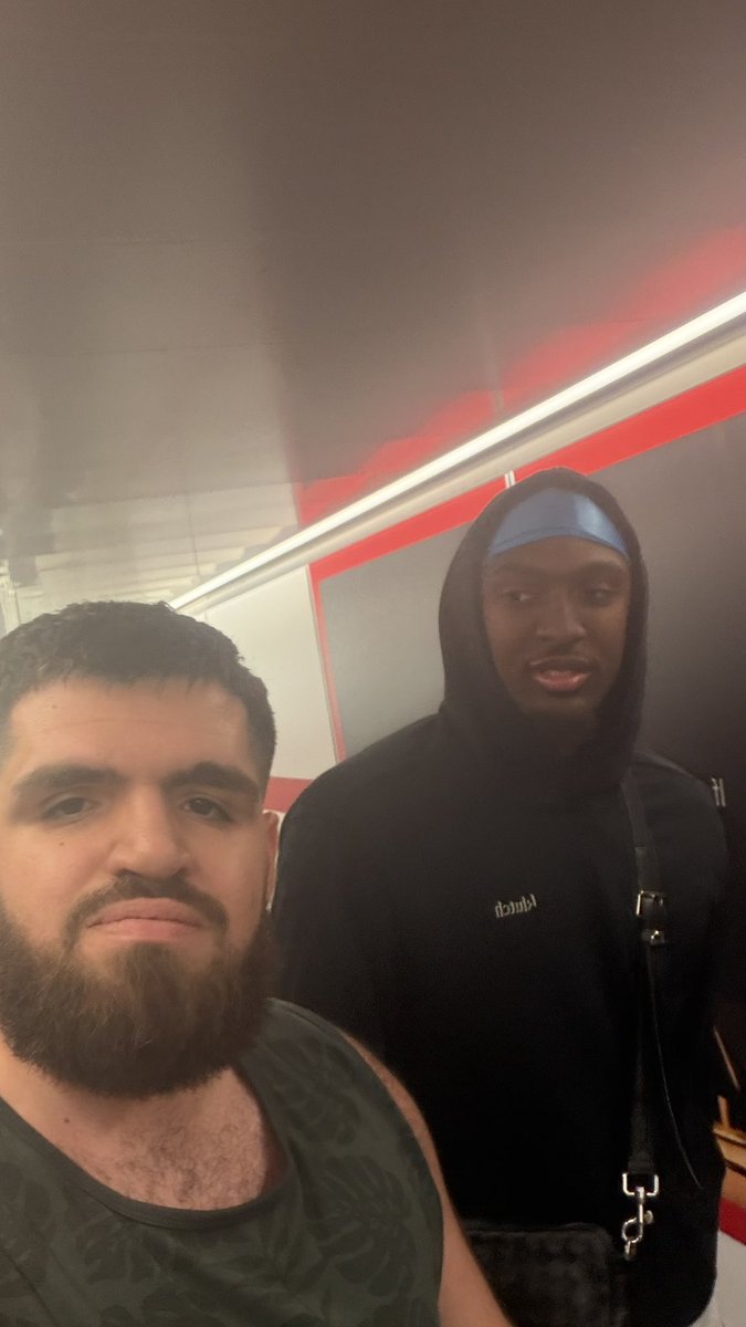 LakeShowYo's tweet photo. Tyrese Maxey sitting next to me on the plane to China 😭😭😭

“THANKS FOR LEBRON” 😒 https://t.co/S5EMhfOo5c