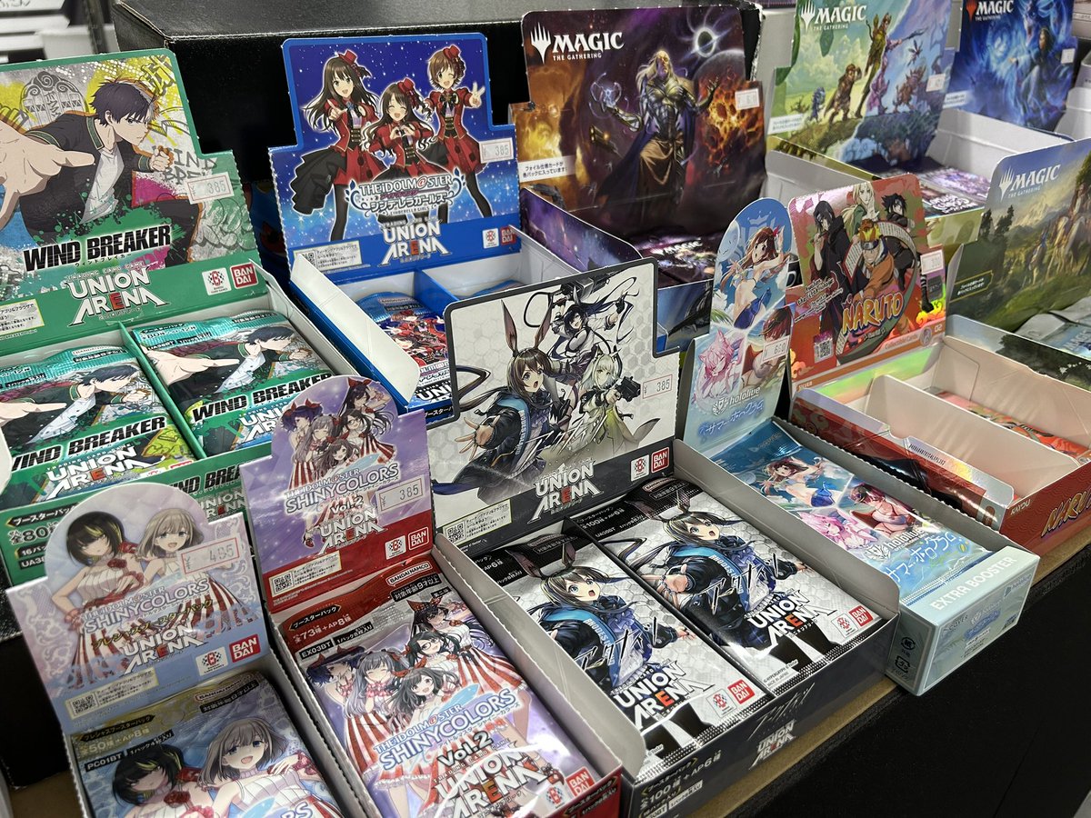 hobby_planet's tweet photo. 色々とブースターパック入荷や新規タイトルの取り扱い等でブースターパックの販売スペースもかなり増えてきました。
明日発売の商品もいくつかあるので何とか場所を作っておきます😅 https://t.co/cj3Al2WTqt