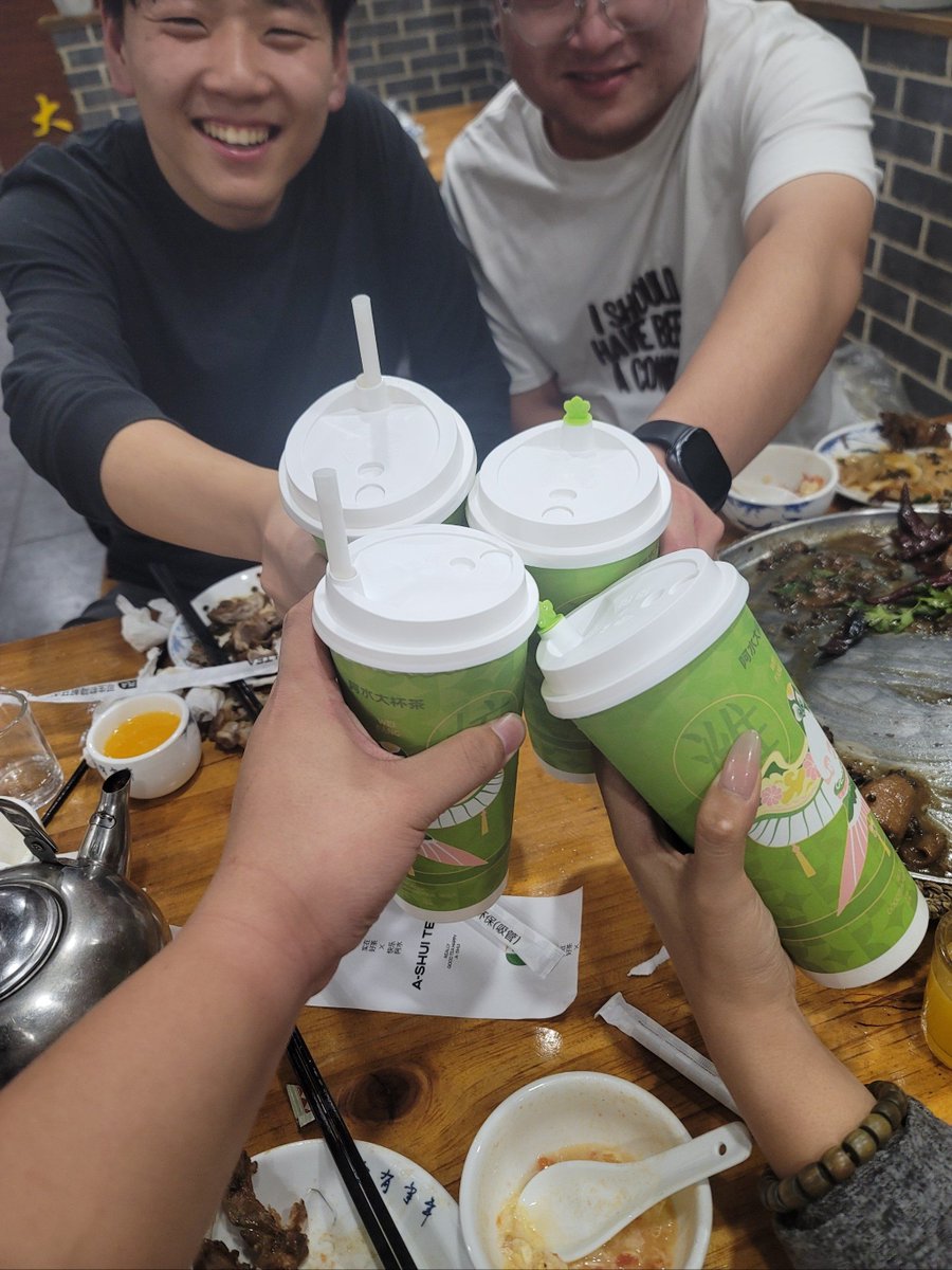 chipndale27's tweet photo. Chased away the work blues today with my two favorite people over endless takeout and loud laughs — some things never change, and that’s the best part. https://t.co/gd1MWKJFMY