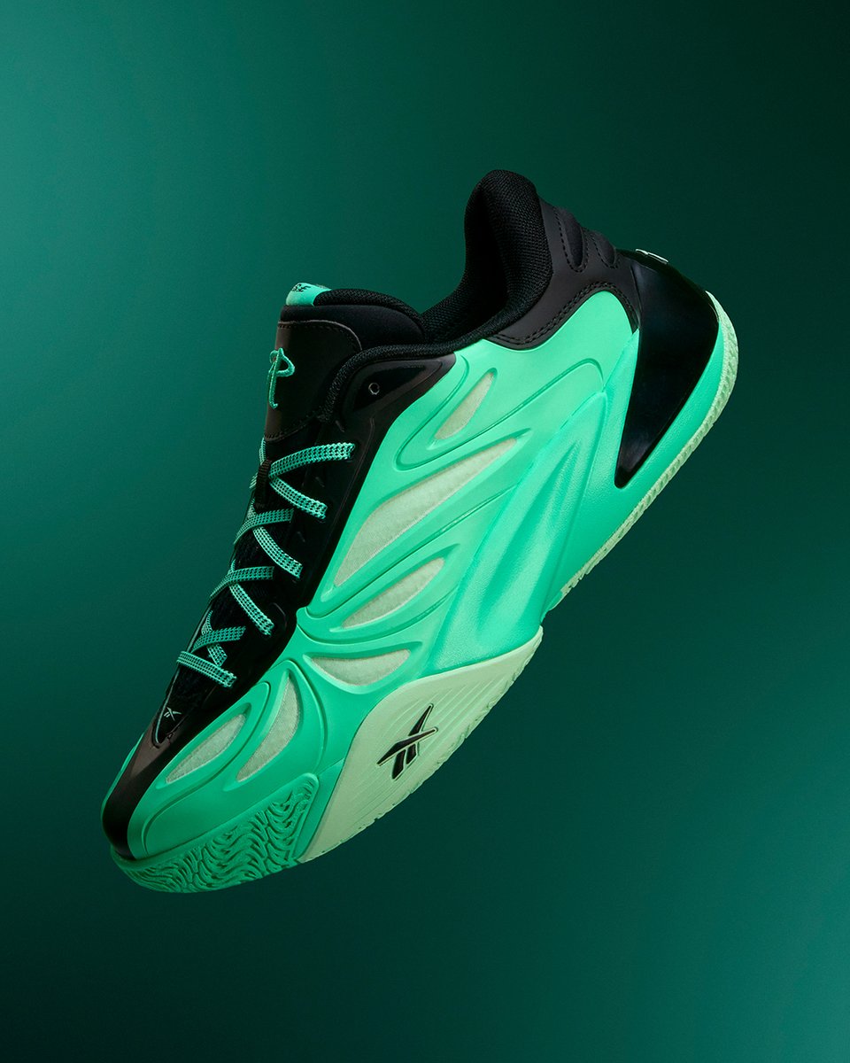 Reebok's tweet photo. Angel Reese 1: Metal Green &amp; Aqua
Available on 8/31. https://t.co/DmUuvfUoeP
