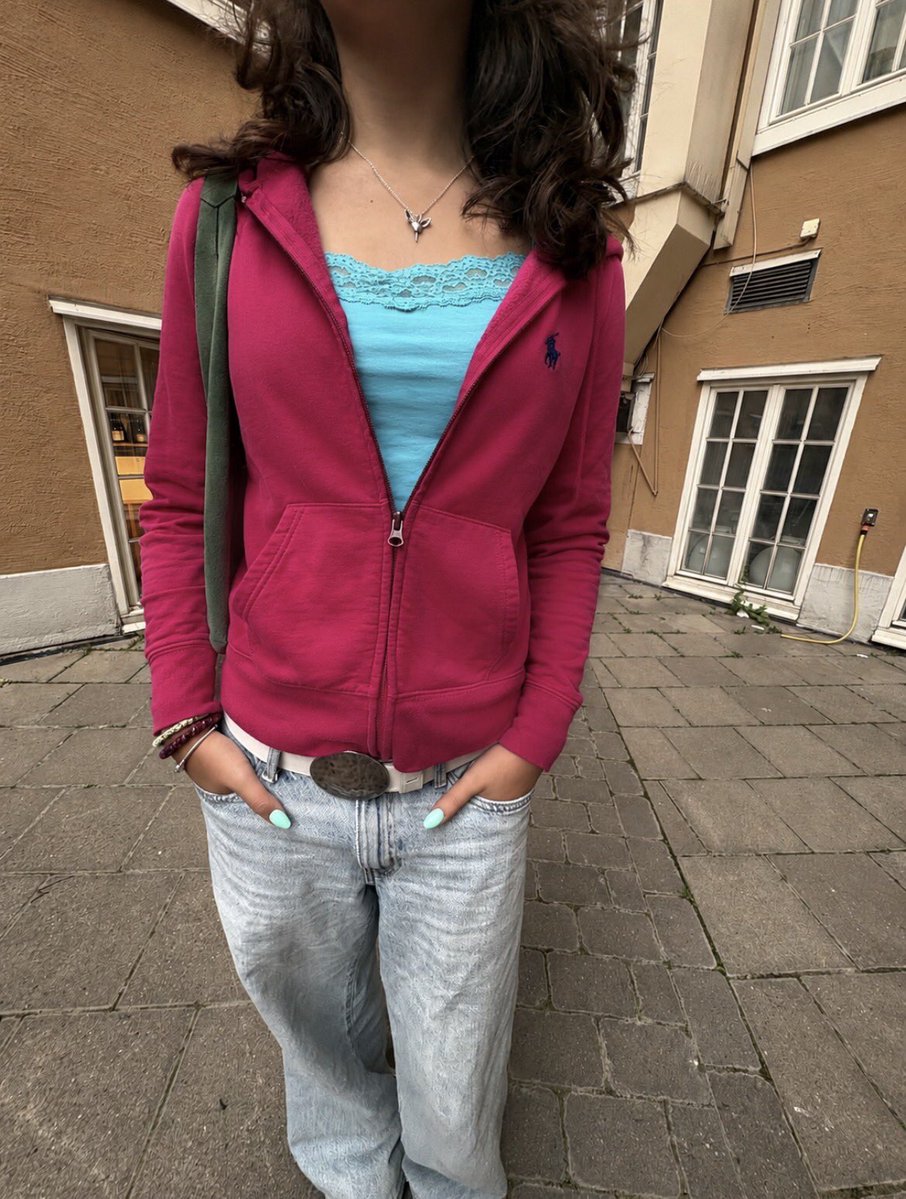 ladycardyy's tweet photo. POLO RALPH LAUREN
🍒 900.-

อก 36-38 ยาว 21
สี magenta ปักม้ากรม สวยม้ากก ขับผิว ผ้าใหม่มากก ป้ายสแกน❗️* รอยน้ำยาปรับปรับนุ่ม คลีนให้ก่อนส่งงับ https://t.co/aTNfQpXAcW