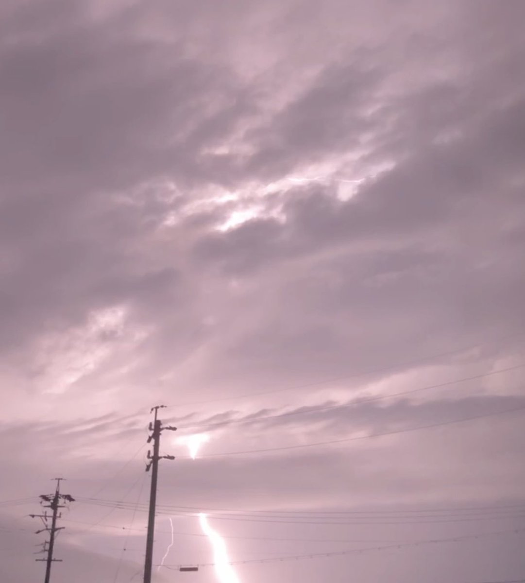YuthanHunt's tweet photo. こわっ⚡️ https://t.co/9WBGzFU4UI