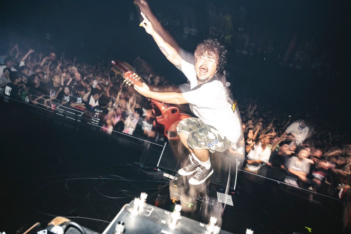 ENTH_official's tweet photo. 【info】

Age Factory x ENTH x Paledusk presents
「GOBLIN」TOUR 2026

8/27(木)
Zepp Fukuoka

Age Factory
ENTH
Paledusk

📸 @takeshiyao

#GOBLIN_TOUR https://t.co/0VegjmFcaM