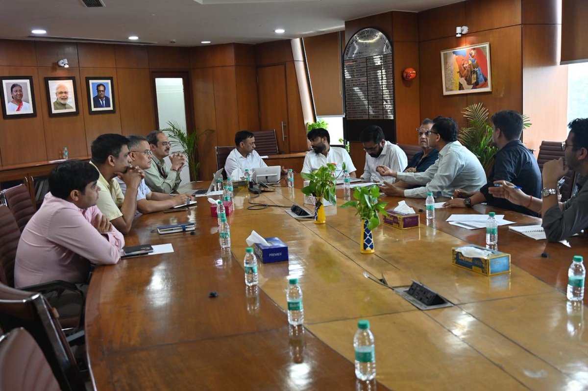 NBEMS_Official's tweet photo. The All India Medical Student Association (AIMSA), Foreign Medical Student Wing, has called off its protest following the announcement of several candidate-friendly measures relating to the Foreign Medical Graduate Examination (FMGE).

NBEMS remains committed to addressing the genuine concerns of FMGs. As one of the measures announced today, NBEMS shall conduct an additional FMGE by the end of October 2026, providing an early opportunity to eligible candidates.