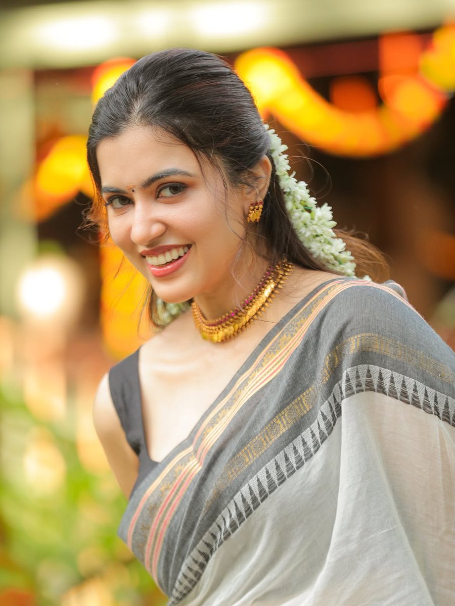 ActressUnivrse_'s tweet photo. #anju #anjukurian #onam #onam2026

https://t.co/GZp0lT1Xof
https://t.co/Ng0rm48EsV https://t.co/Tm7BE0hQFz