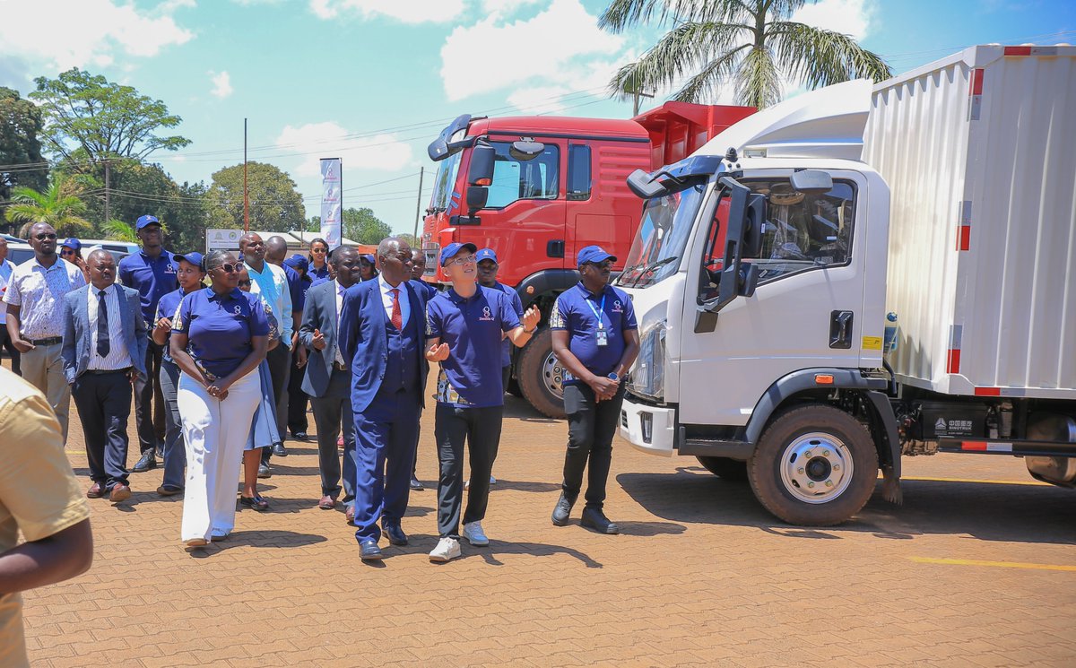 DoubleQCo's tweet photo. We wrapped up an impactful day at the @kyambogou, engaging students on career readiness, practical skills and the realities of the workplace.
Thanks to Kyambogo University for welcoming us and championing stronger industryβacademia connections.
#DoubleQ #KyambogoUniversity https://t.co/fdgLlnRpnq