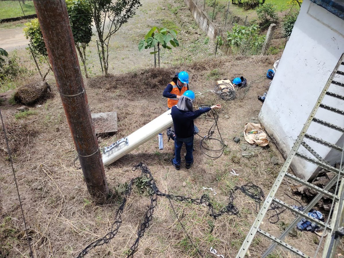 CNTinforma's tweet photo. ¡Por primera vez, la parroquia Ventura, en Cañar, cuenta con tecnología 4G! 📶
Ahora, 500 habitantes acceden a la red móvil de @CNT_EC, con mayor velocidad y estabilidad para sus actividades diarias.
Seguimos ampliando la cobertura y contribuyendo al cierre de la brecha digital. https://t.co/E3RuPi2kMQ