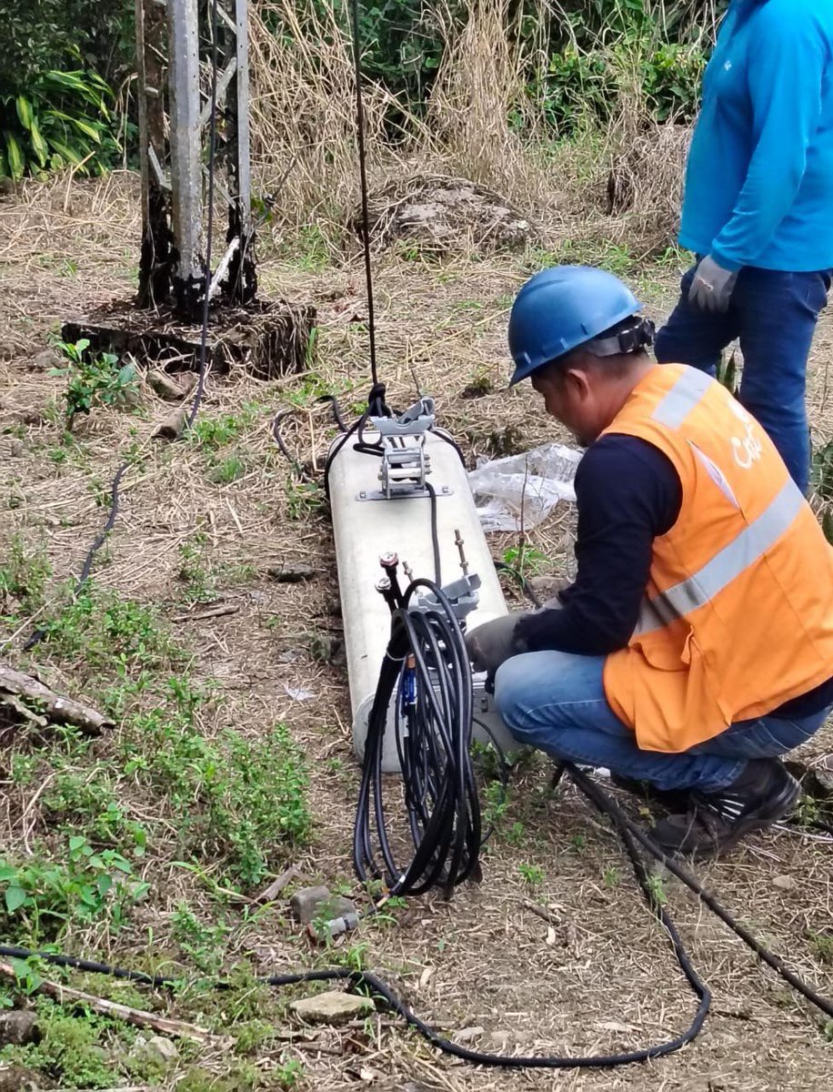 CNTinforma's tweet photo. ¡Por primera vez, la parroquia Ventura, en Cañar, cuenta con tecnología 4G! 📶
Ahora, 500 habitantes acceden a la red móvil de @CNT_EC, con mayor velocidad y estabilidad para sus actividades diarias.
Seguimos ampliando la cobertura y contribuyendo al cierre de la brecha digital. https://t.co/E3RuPi2kMQ