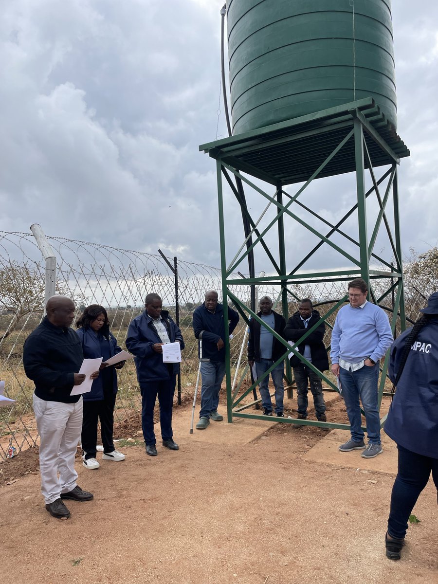 Ehlanzeni_Dist's tweet photo. [MPAC SITE VISIT]

Today 27 August 2026, MPAC visited Casteel Clinic Ward 14 in Bushbuckridge Local Municipality to assess Casteel solar bohole.

The borehole is aimed at assisting the community to access clean water all the time. https://t.co/K5FgftCG60