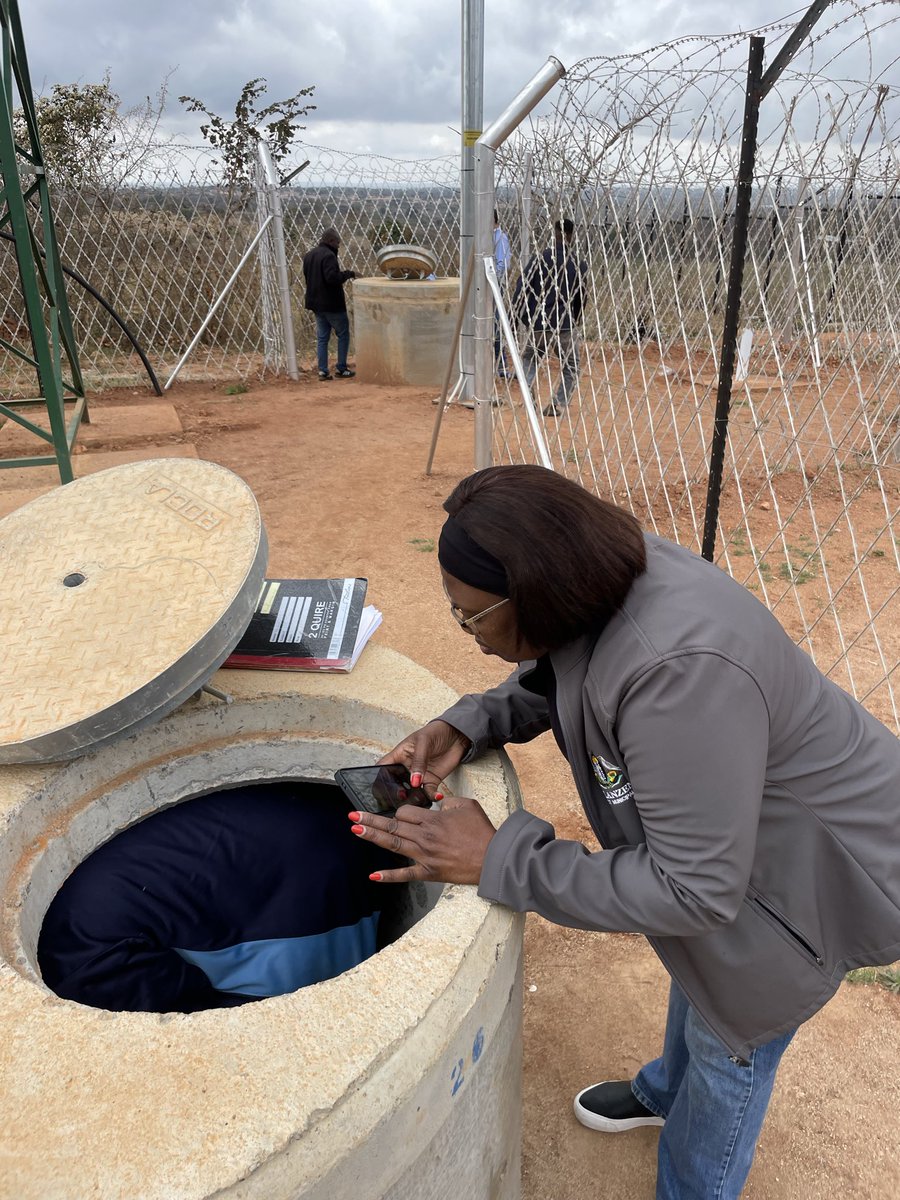Ehlanzeni_Dist's tweet photo. [MPAC SITE VISIT]

Today 27 August 2026, MPAC visited Casteel Clinic Ward 14 in Bushbuckridge Local Municipality to assess Casteel solar bohole.

The borehole is aimed at assisting the community to access clean water all the time. https://t.co/K5FgftCG60