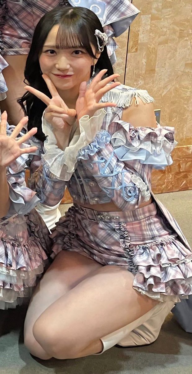 Akarishinshin's tweet photo. いーちゃんの脚みんな好き��よね

#野口衣織 https://t.co/YGf2BVpKzp