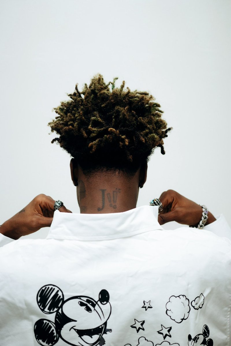 its_boymuller's tweet photo. A minute silence for those who slept on me 🕊️ https://t.co/H98WdjN1Rp