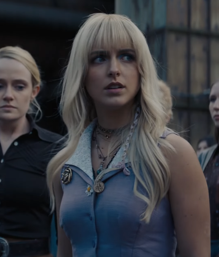 kimichkis's tweet photo. mckenna said she talked to francis about fanfilm maysilee hairstyle and the mockingjay pin.. she's a true fan and i'm so glad we got her as our maysilee https://t.co/uQD0CRIQLe