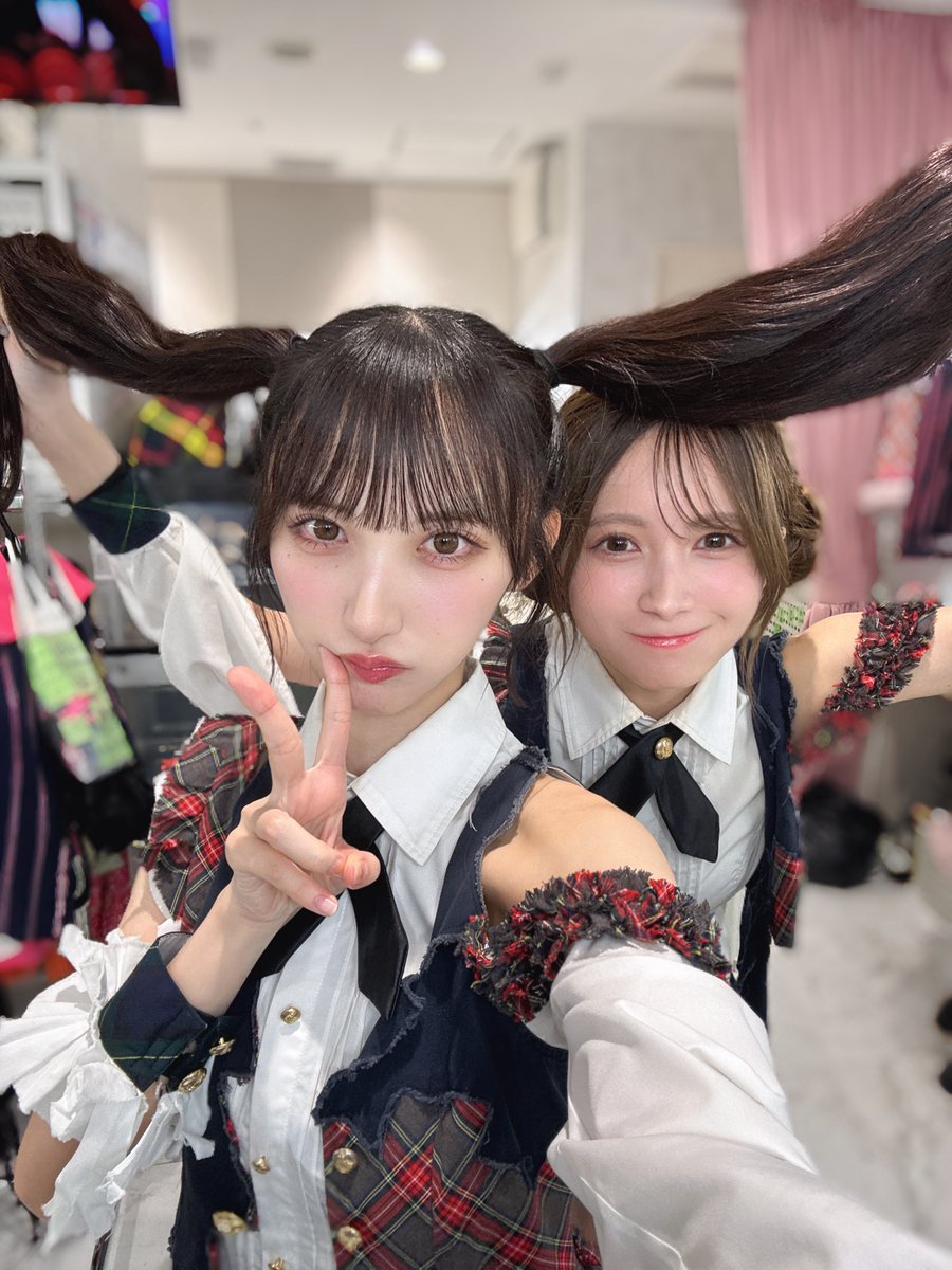 ayamin_112's tweet photo. #RESET公演 ありがとうございました！🤟🏻💚

ゆーゆの初日、
堂々としててかっこよかった！お疲れ様ぁ🙂‍↕️💞

久しぶりの劇場公演！！！
やっぱり劇場ならではの空気感があって、最っ高！！！でした✨️ただいまぁー❕🏠
団扇やペンライトも沢山ありがとう(˶'ᵕ'˶ )︎♡ https://t.co/iGXZnE325B