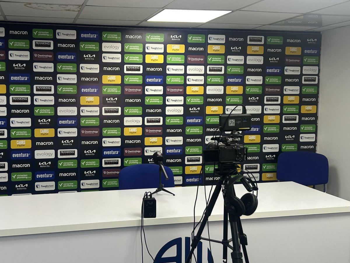 DanBarnesJourno's tweet photo. Any questions for Steven Schumacher? 🗣️

#bwfc https://t.co/5t61wi5seP