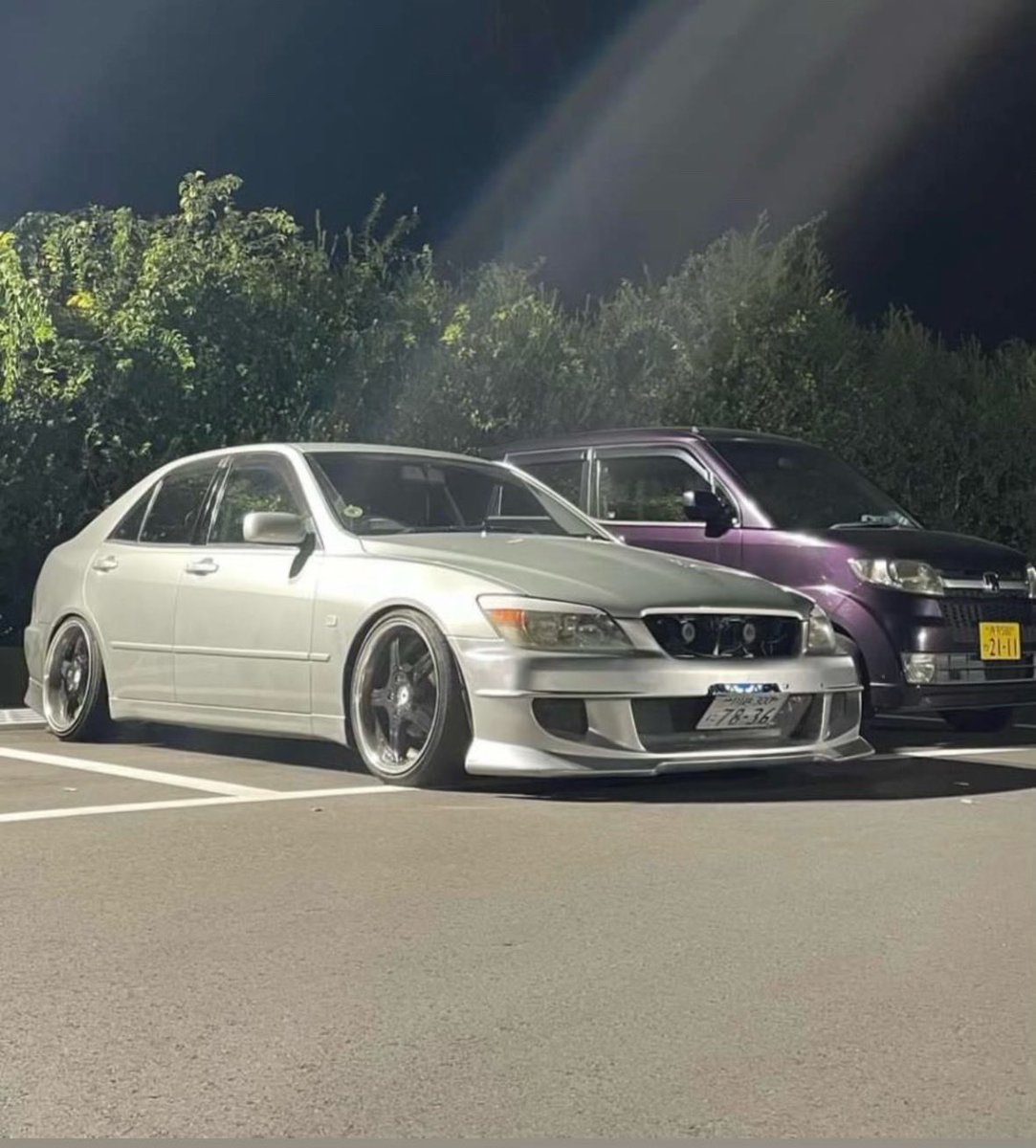 riru082920's tweet photo. 過去車 https://t.co/yH2ebg22Ff